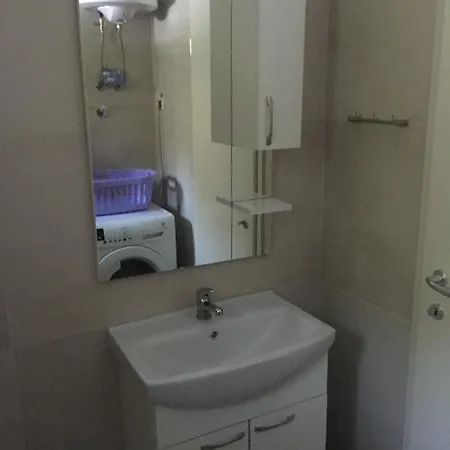 Ena Apartmán