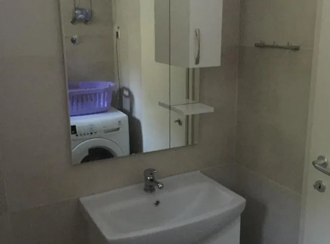 Ena Apartman